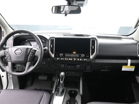 New 2025 Nissan Frontier SV w/ SV Convenience Package image 27