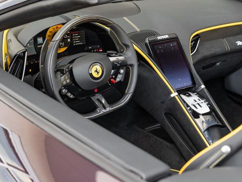 Used 2025 Ferrari Roma Spider image 16