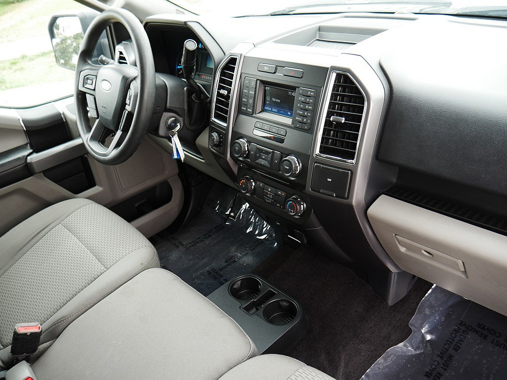 Used 2016 Ford F150 XLT AWD/4WD image 44