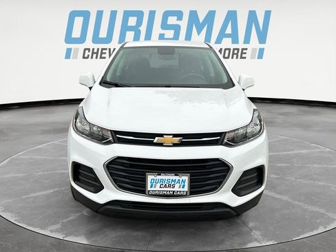 Used 2020 Chevrolet Trax LS FWD image 8