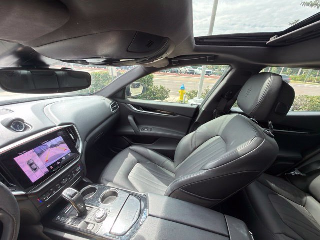 Used 2023 Maserati Ghibli Modena RWD image 14
