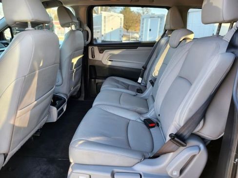 Used 2018 Honda Odyssey EX-L image 16
