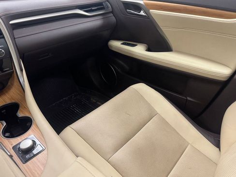 Used 2018 Lexus RX 450hL Premium image 25