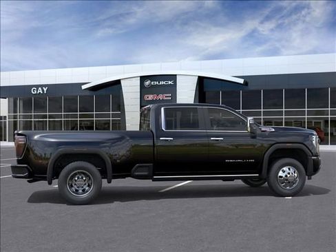 New 2026 GMC Sierra 3500 Denali w/ Denali Reserve Package image 5