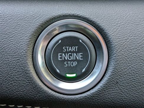 Certified 2024 Cadillac Escalade ESV Premium Luxury w/ Performance Package image 34