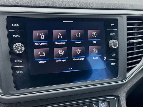 Used 2021 Volkswagen Atlas SE image 9