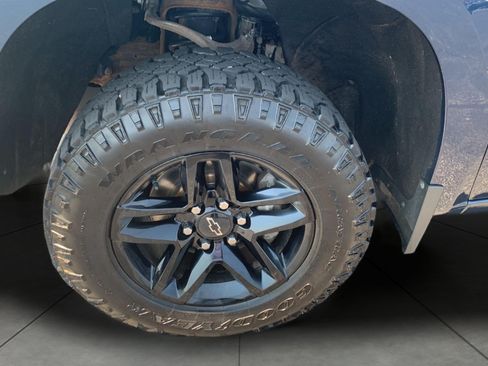 Used 2021 Chevrolet Silverado 1500 LT Trail Boss w/ Convenience Package II AWD/4WD image 24