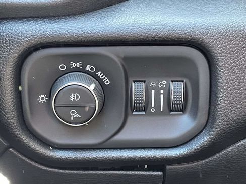 Used 2026 RAM 1500 Laramie w/ Sport Appearance Package AWD/4WD image 29