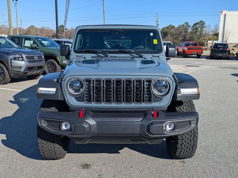 Used 2024 Jeep Wrangler Rubicon w/ Safety Group image 8