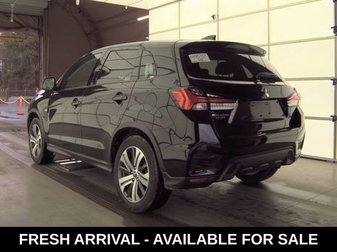 Used 2025 Mitsubishi Outlander Sport AWD image 7