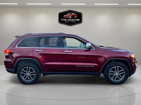 Used 2018 Jeep Grand Cherokee Limited AWD/4WD image 6