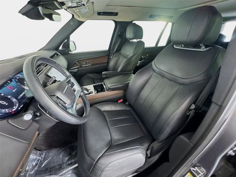 Certified 2025 Land Rover Range Rover Long Wheelbase SE AWD/4WD image 11