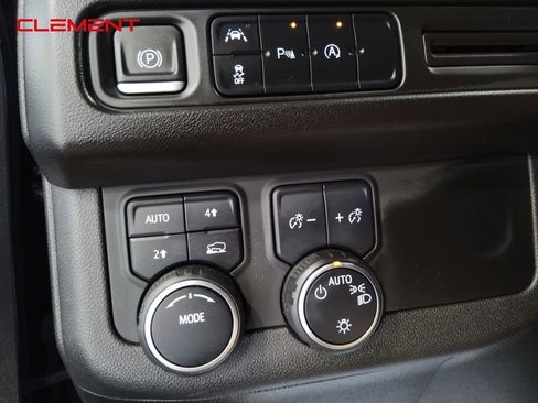 Used 2023 Chevrolet Tahoe RST image 15