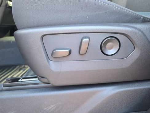 New 2026 Chevrolet Silverado 2500 Custom w/ Custom Value Package image 15