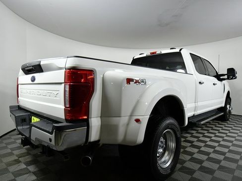 Used 2022 Ford F350 Lariat w/ Lariat Ultimate Package image 11