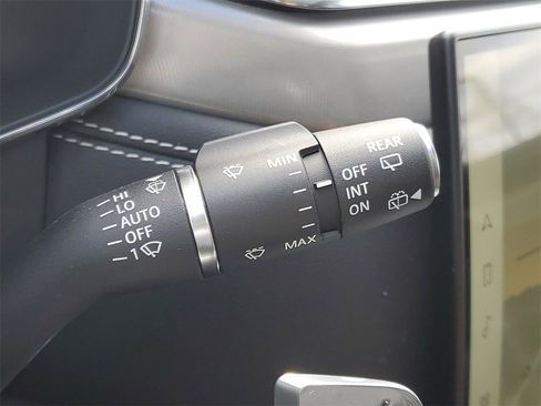 New 2026 Jaguar F-PACE R-Dynamic S image 19