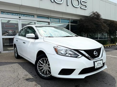 Used 2017 Nissan Sentra S FWD image 1