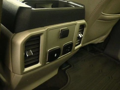 Certified 2019 Ford F150 Lariat AWD/4WD image 13