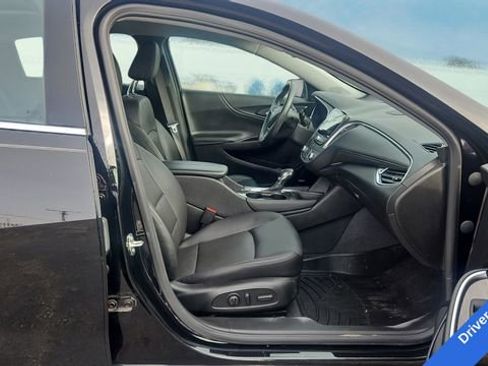 Used 2023 Chevrolet Malibu LT w/ Driver Confidence Package image 14