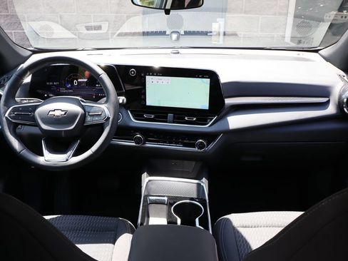 Used 2025 Chevrolet Equinox LT FWD image 35