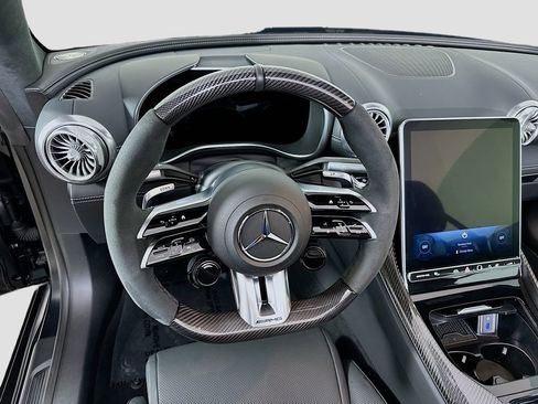 Used 2026 Mercedes-Benz SL 55 AMG 4MATIC image 12