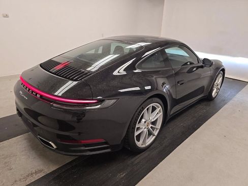 Used 2022 Porsche 911 Carrera image 2