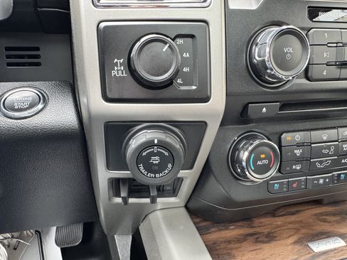 Used 2018 Ford F150 Lariat AWD/4WD image 22