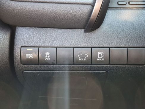 Used 2023 Toyota Camry SE w/ Convenience Package FWD image 16