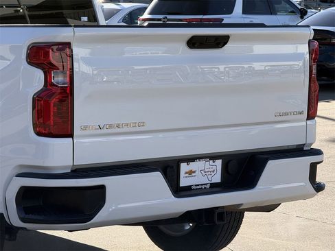 Certified 2024 Chevrolet Silverado 1500 Custom image 6
