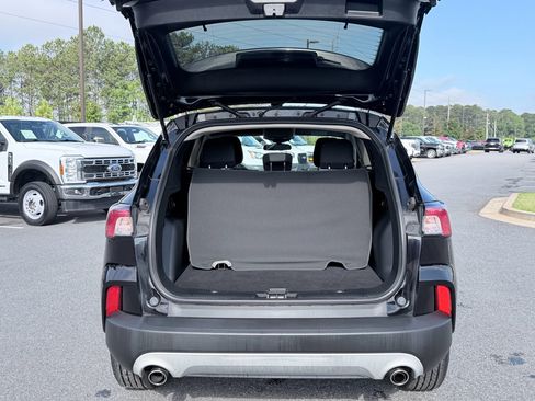 Used 2020 Ford Escape SE FWD image 9