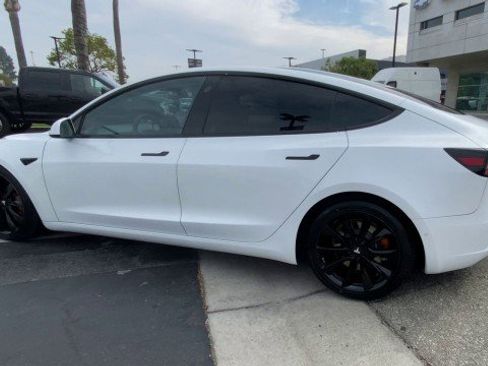 Used 2019 Tesla Model 3 Standard Range Plus image 6