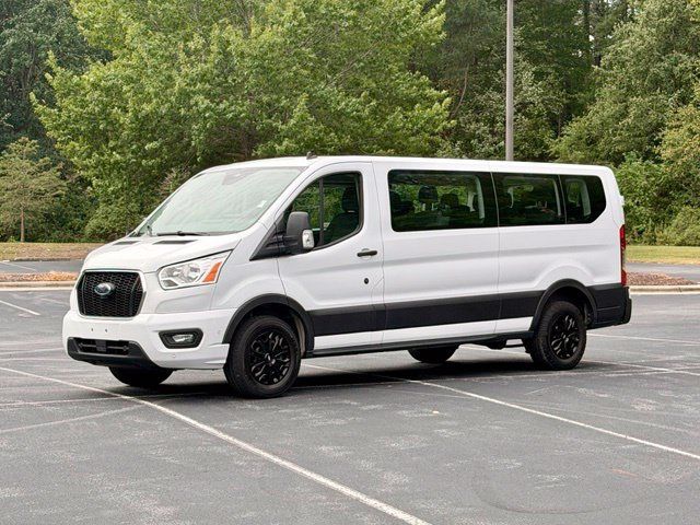 Used 2022 Ford Transit 350 XLT RWD image 2