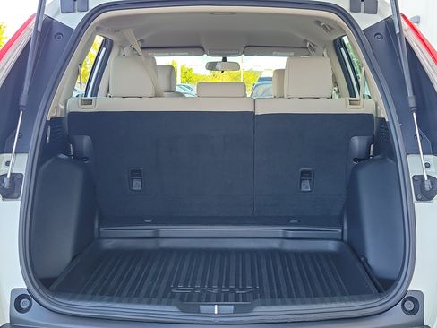 Used 2018 Honda CR-V LX image 9