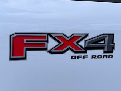 New 2026 Ford F250 XL w/ FX4 Off-Road Package