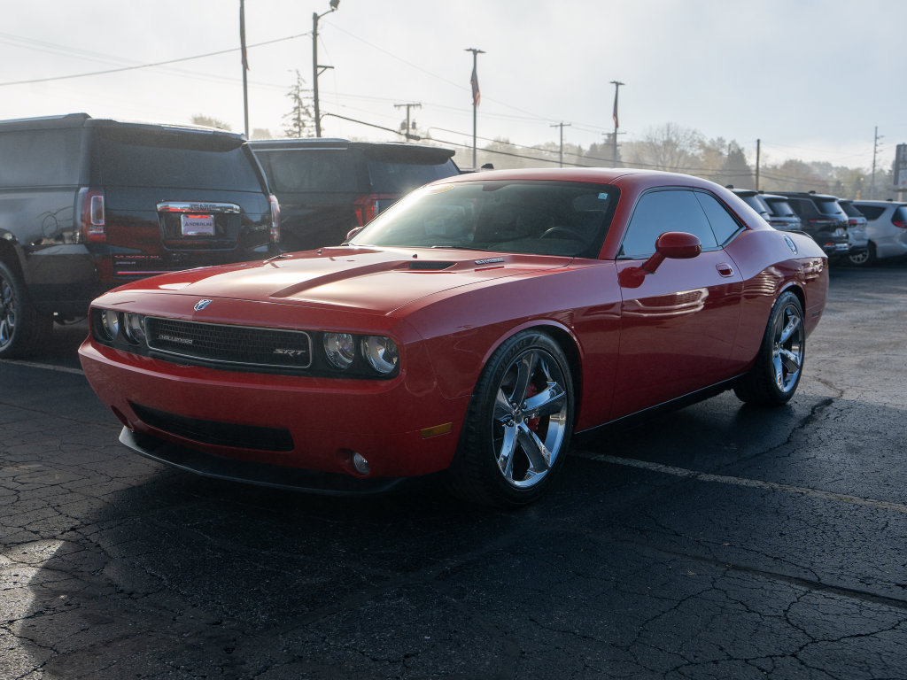 Used 2009 Dodge Challenger SRT8 w/ SRT Option Group II RWD image 2