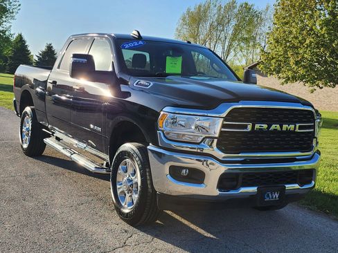Used 2024 RAM 2500 Big Horn w/ Bed Utility Group AWD/4WD image 6