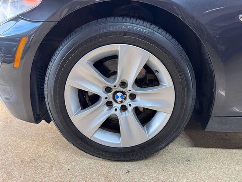 Used 2011 BMW 528i Sedan RWD image 39