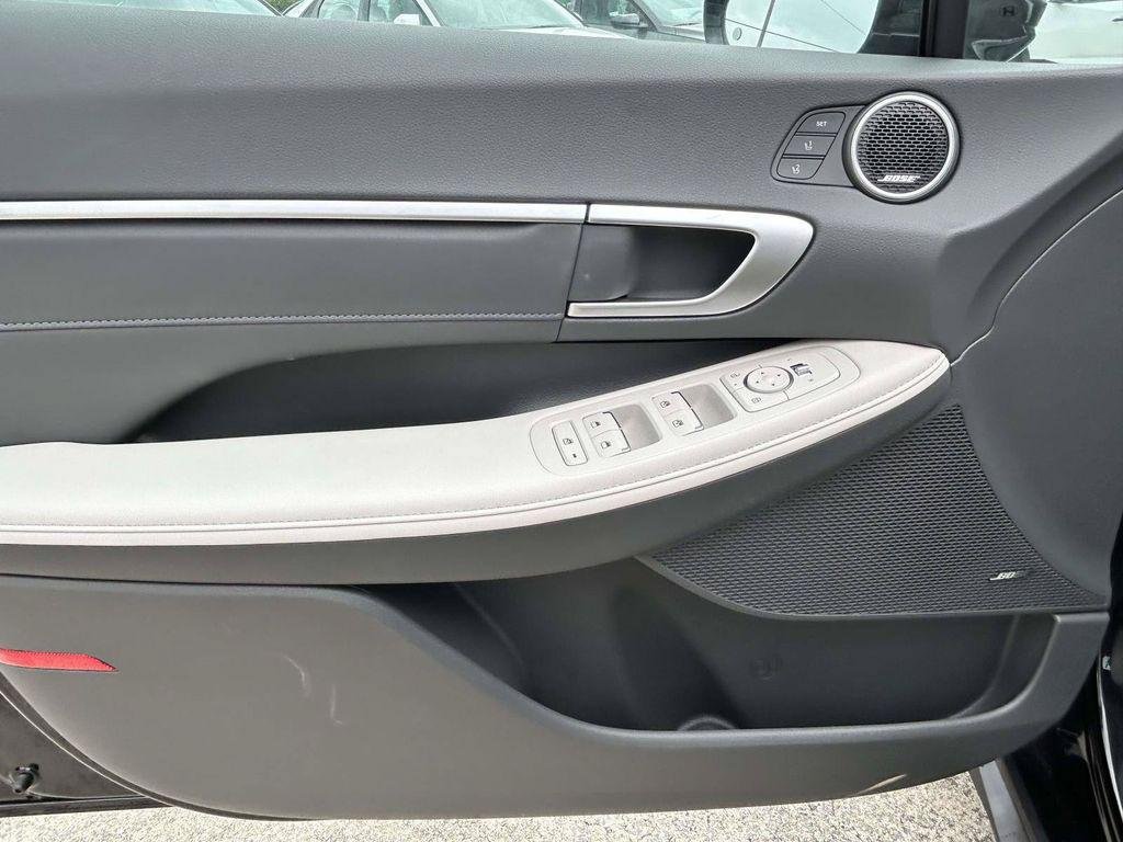 New 2026 Hyundai Sonata Limited FWD image 40