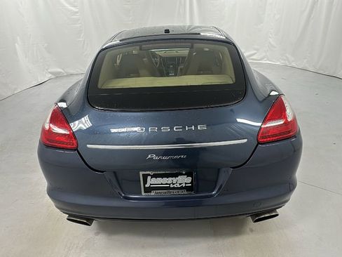 Used 2011 Porsche Panamera 4 image 4