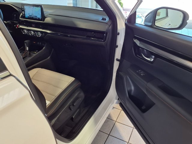 Used 2025 Honda CR-V Sport Touring image 28