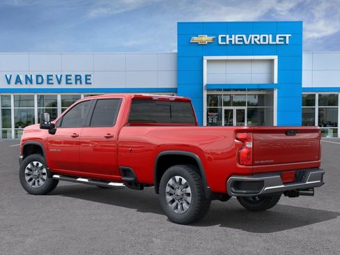 New 2026 Chevrolet Silverado 3500 LT image 3