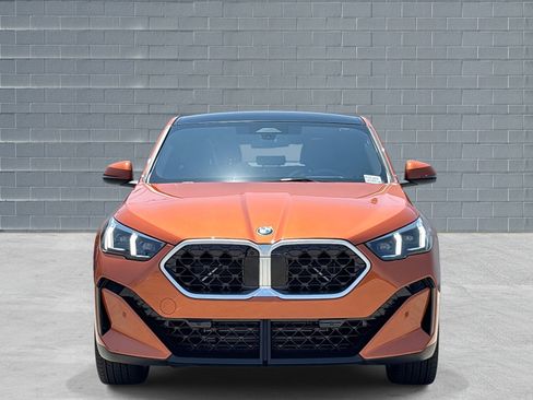 Certified 2025 BMW X2 xDrive28i image 3