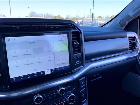 Used 2022 Ford F150 Lariat image 34