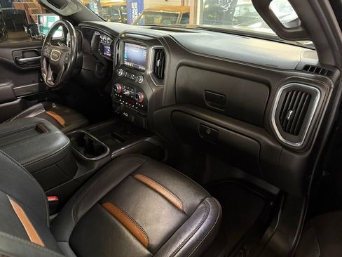 Used 2021 GMC Sierra 1500 AT4 image 15