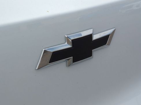 New 2026 Chevrolet TrailBlazer LT w/ Midnight Edition FWD image 29