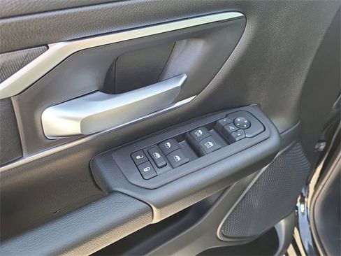 New 2026 RAM 1500 4x4 Crew Cab image 15