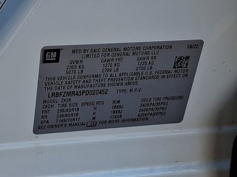 Used 2023 Buick Envision Preferred image 31