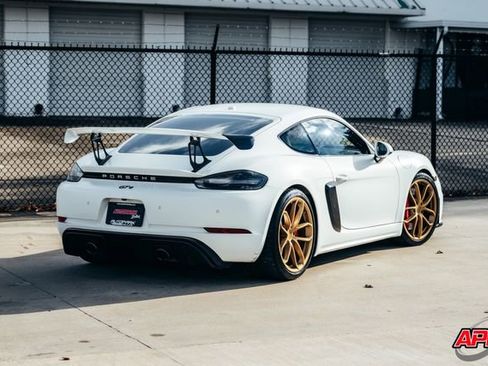 Used 2020 Porsche 718 Cayman GT4 image 57