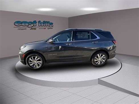 Used 2022 Chevrolet Equinox Premier image 6