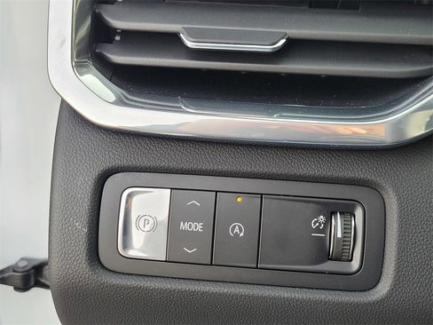 New 2026 GMC Acadia Denali w/ Super Cruise Package image 23